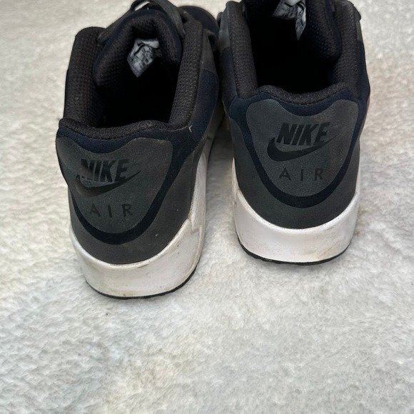 Nike Air Max 90 Sneakers Running Shoes Athletic‎ Comfort Black Red Size 13 - Picture 4 of 7